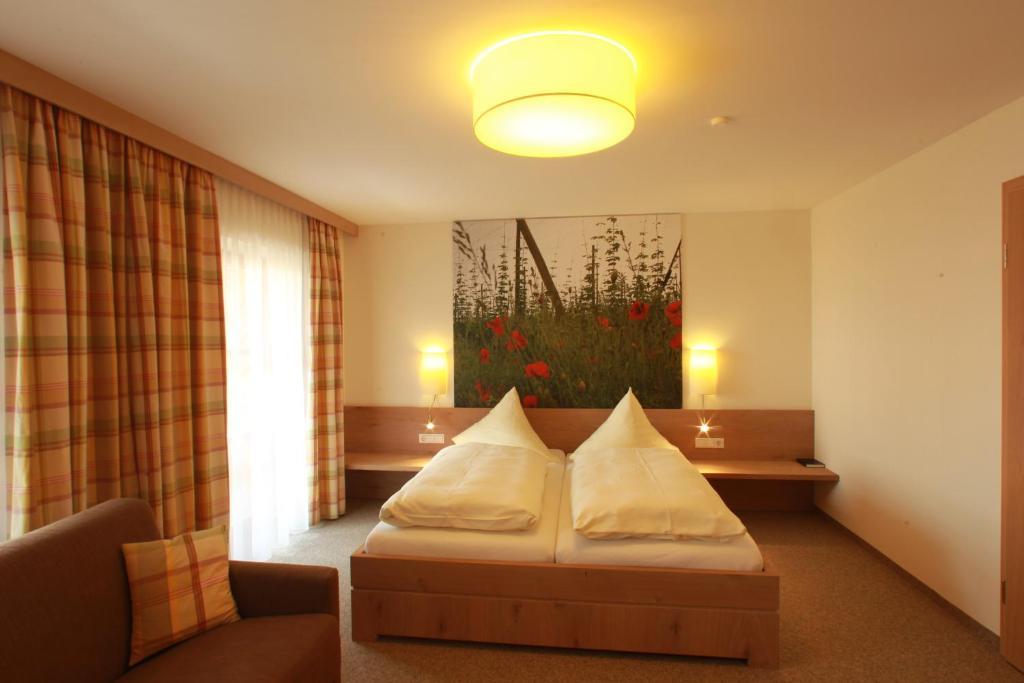 Gasthof Bogenrieder Poernbach Room photo
